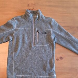The North Face Men's Gray Zip Chest Fleece Pullover